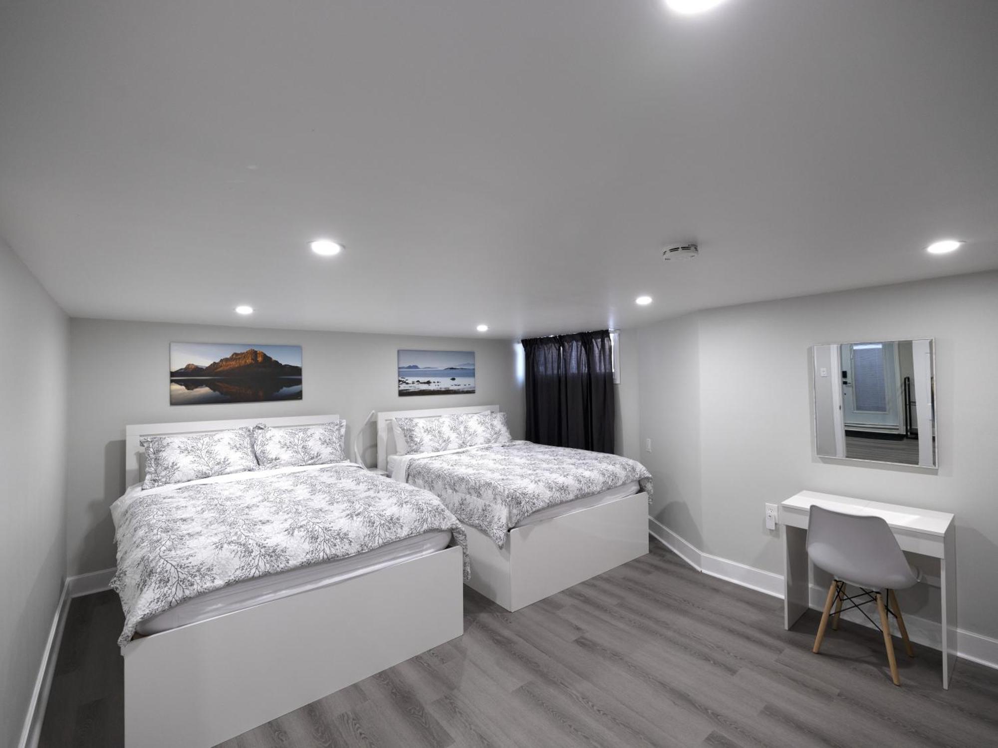 Serene Niagara Guest House エクステリア 写真